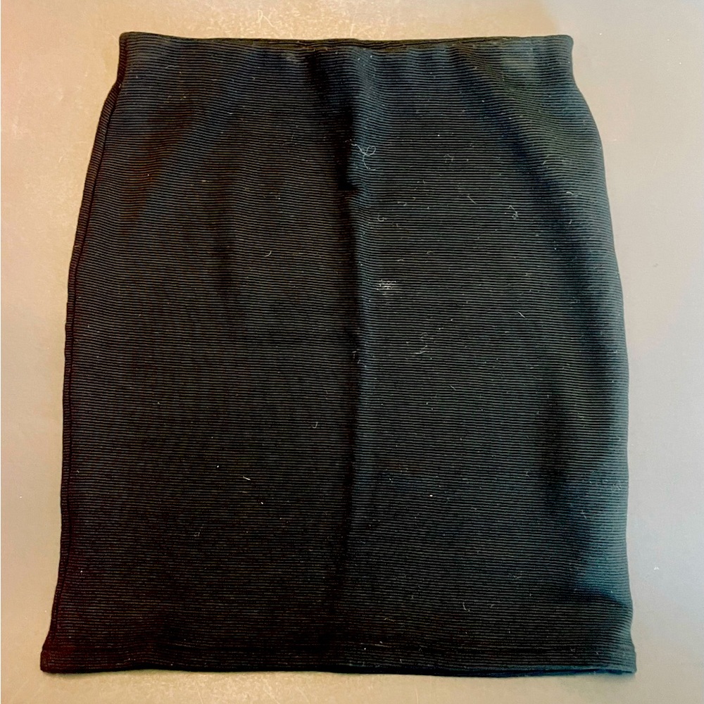 Forever 21 Black Ribbed Stretch Skirt Sz XS